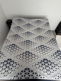 Adjustable Reclining Bed