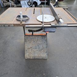 Vintage Sears Craftsman 10 inch Table Saw, works great, steel base