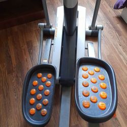 Cross trainer nordic track