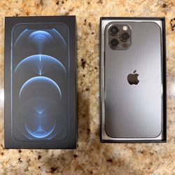 Like new - iPhone 12 Pro 256GB Unlocked