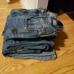 Lot Of 4 Blue Jeans Banana Republic Rock And Republic Levi Strauss & Co. W 32 L 36 W34 L34