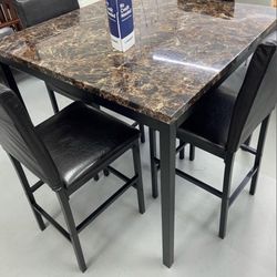 New Counter Height Set 