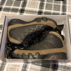 Jordan 9 size 8.5