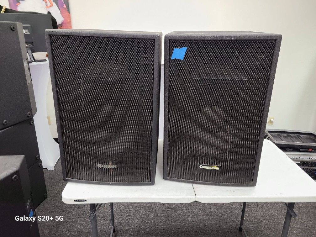 Community TD-215 Passive Speakers