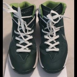 Nike Sneakers Size 7