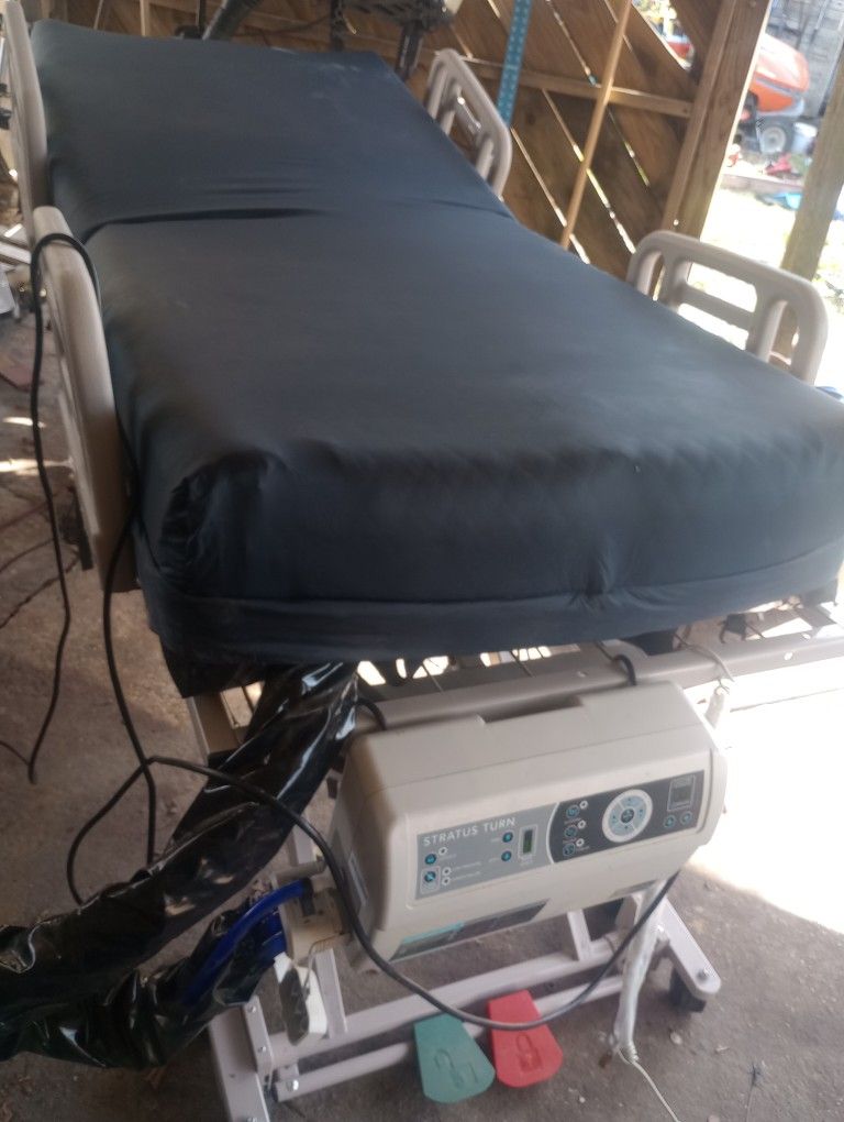 Hospital Bed Basic American,  Stratus Turn Wound Mattress