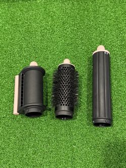 Dyson Airwrap multi-styler and dryer Straight+Wavy attachment