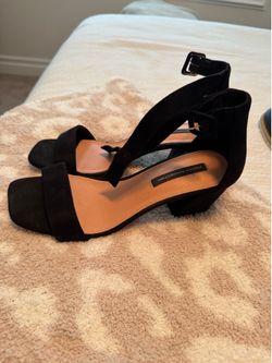 Nice comfy black shoe