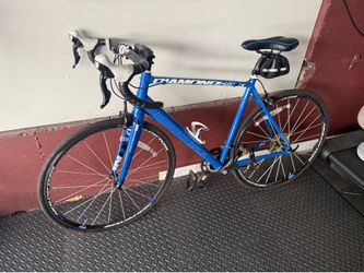 2013 Diamondback Podium 3 Road Bike - Shimano 105 (Tire Size 700x25c)