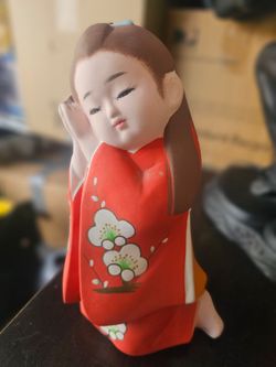 $50 Collectible Japanese Hakata doll