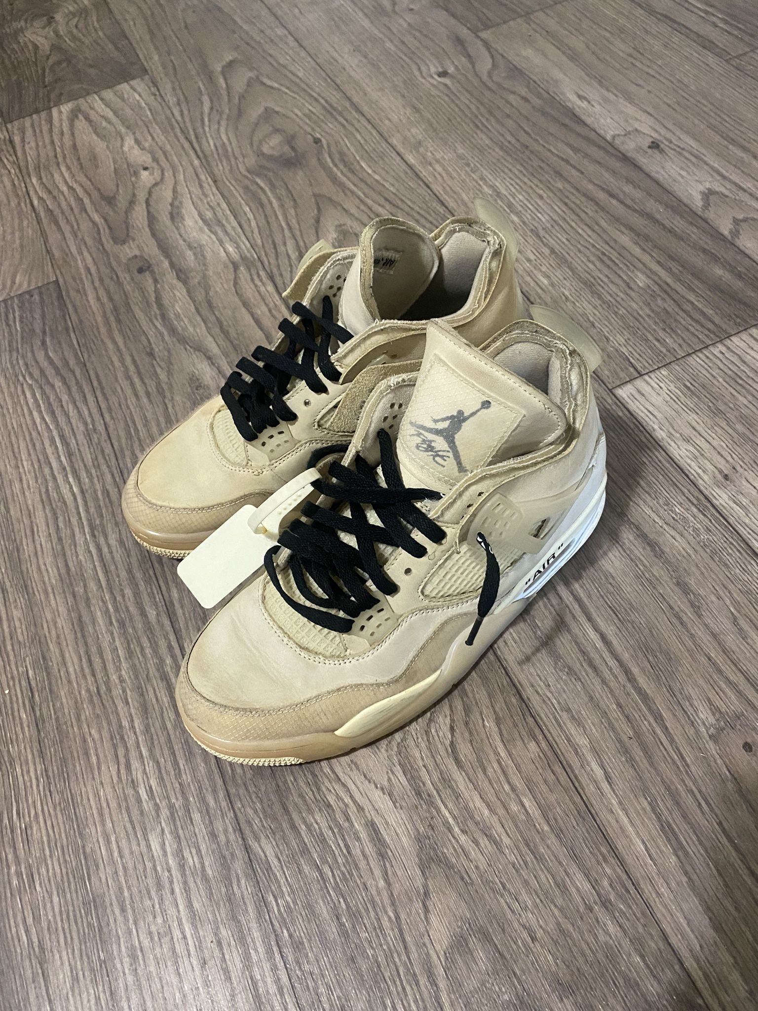 Air Jordan 4 Retro Off-White Sail (Used)