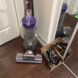 Dyson Slim Ball Vacuum 