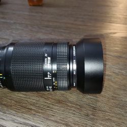 Nikon 70-210mm f/4-5.6 Nikkor AF