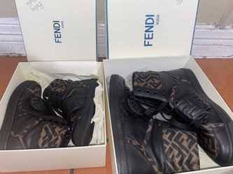  Fendi Boots