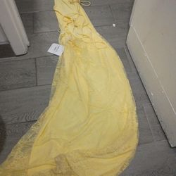 NIV Yellow Dress