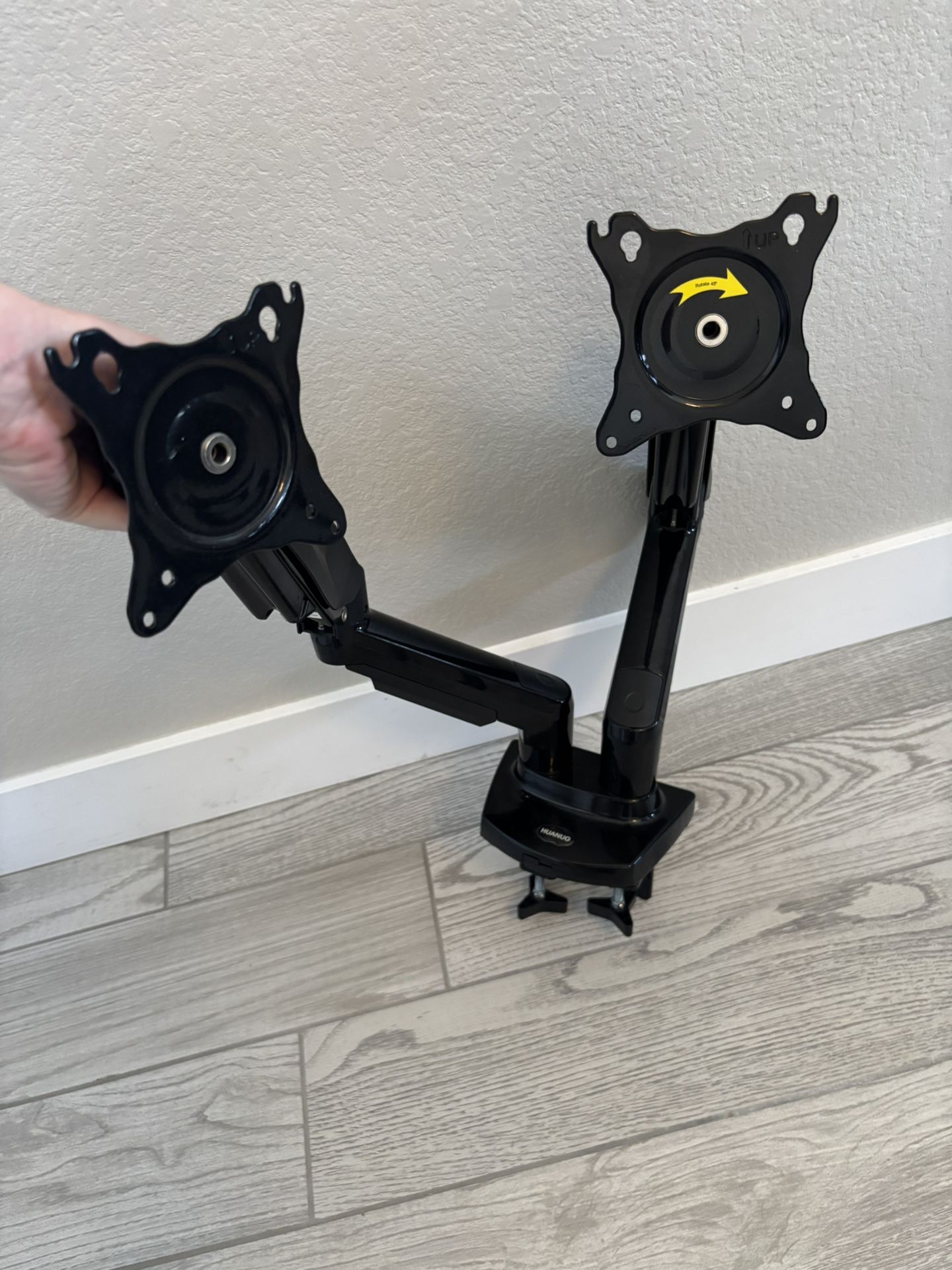 Dual Screen Monitor Arm