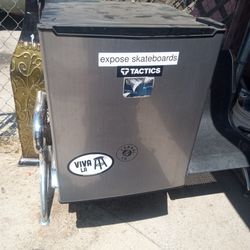 Mini Fridge $22