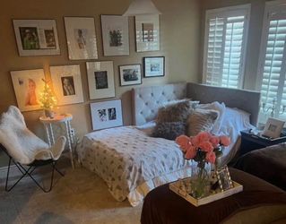 Full size corner day bed