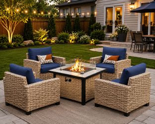 New in box outdoor  patio  set