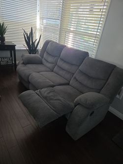 Reclining sofas