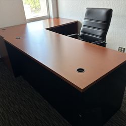Desks/ $125