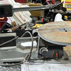 Delta- 16" Variable Speed Scroll Saw