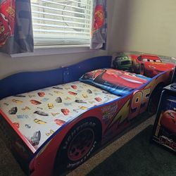 Lightning Mcqueen Bedroom set
