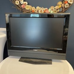 Insignia™ - 26" 720p Widescreen Flat-Panel LCD HDTV - Black - TV and computer monitor  This compact HDTV doubles as a computer monitor, so you can sav