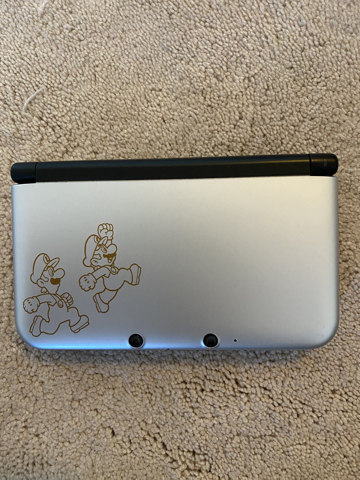 Nintendo 3DS XL Mario & Luigi Limited Edition