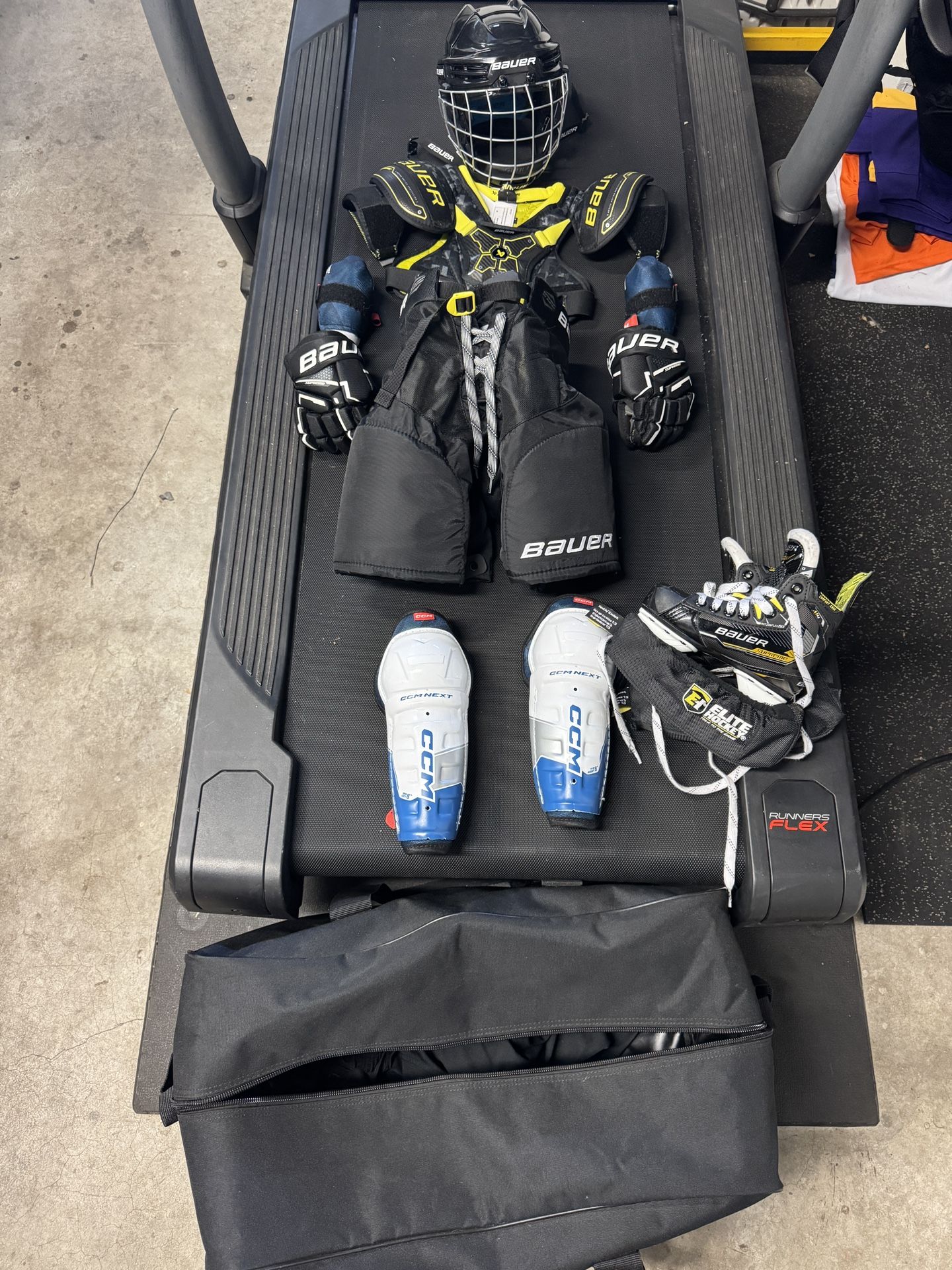 Bauer Hockey Gear (youth)