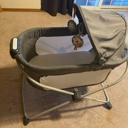 Bassinet 