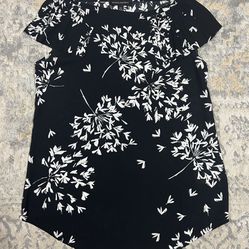 Banana Republic Women's Size XS Blouse Shirt Black Ginkgo Leaves Floral  