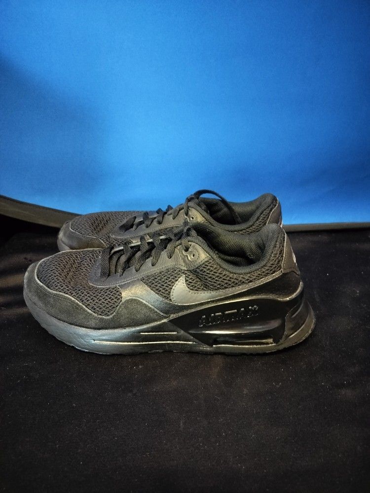 Nike Men's Air Max System Black Lace-Up Sneakers (Size 8.5)