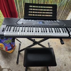 Keyboard /Piano 