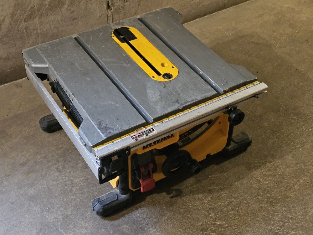 DeWalt 15 amps Corded 8-1/4 in. Compact Table Saw