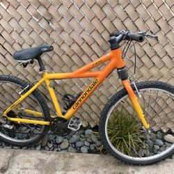 Mountain Bike Cannondale CAAD F400 Hardtail