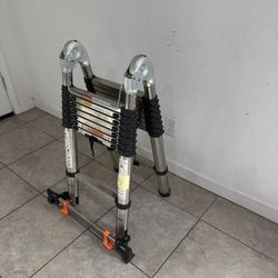 A Shape Telescopic Heavy Duty Ladder. - L153 - 16.5 Feet