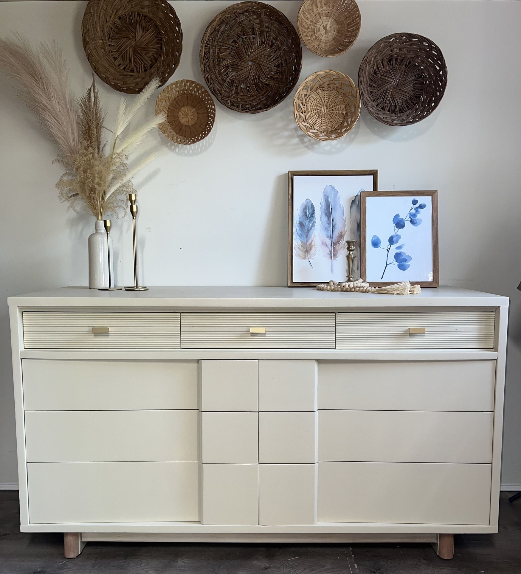 Vintage Mid Century Dresser