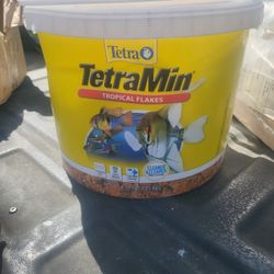 Tetra TetraMin Tropical Flakes 4.52 Pounds