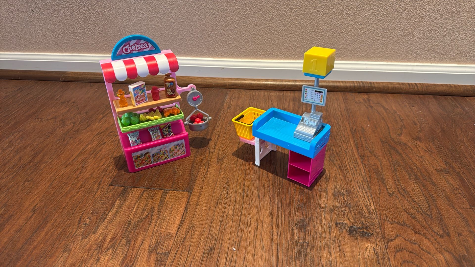 Chelsea Doll Grocery Store