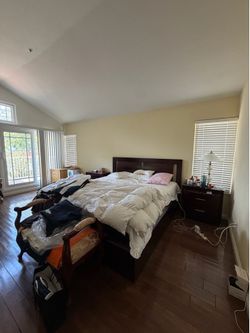 WOOD BEDFRAME AND SIDE TABLE SET