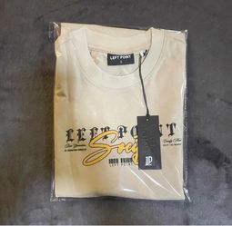 Brand New w/tags Left Point Italy tan graphic tee