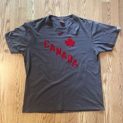 Men’s Large Vintage Nike Canada Hockey T Shirt