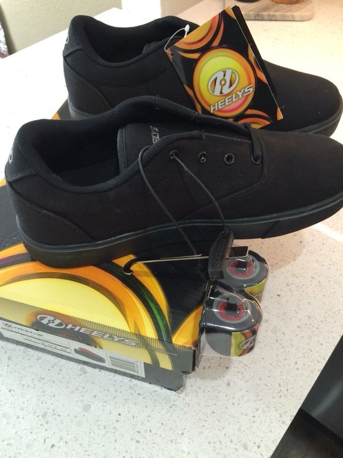 New Heelys! size 11. Never used for Sale in Santa Clara, CA - OfferUp
