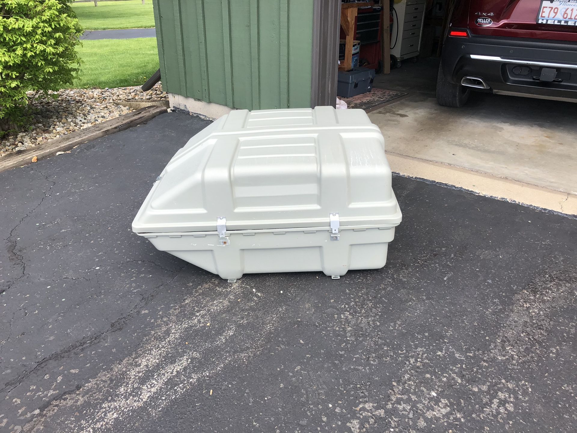 Rooftop cargo carrier