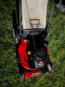 Like New mower   Stalls