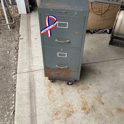 File Cabinet Two Drawers 