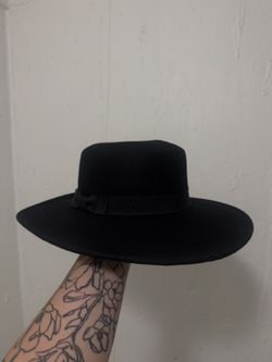 felt hat