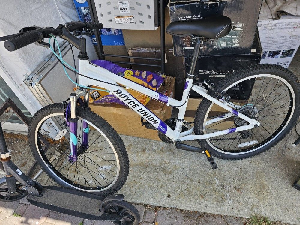 Like New 24" Bicycle
