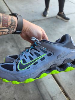 Nike Reax Training Sneakers size 10.5
